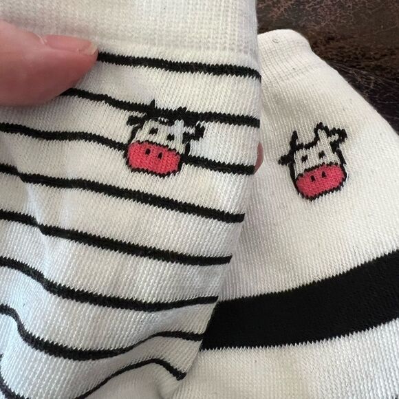 Adorable Cow Novelty Ankle Socks 5 Pair Set - Picture 6 of 8